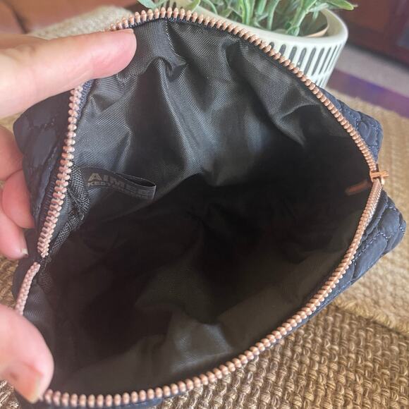 Aimee Kestenberg toiletry bag pouch - Picture 6 of 7